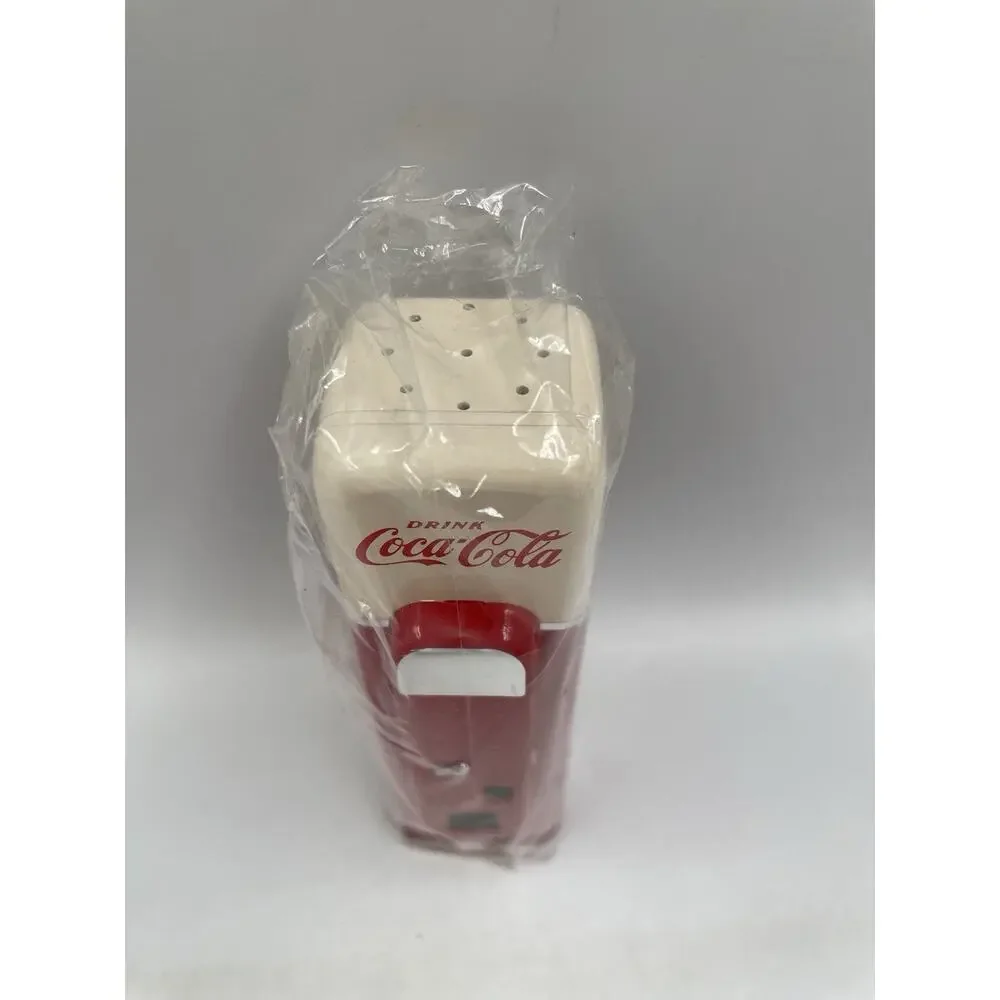 Vintage Coca Cola Red And White Gas Pump Salt And Pepper Shaker